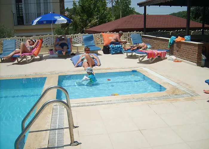 Cennet Отель 3*